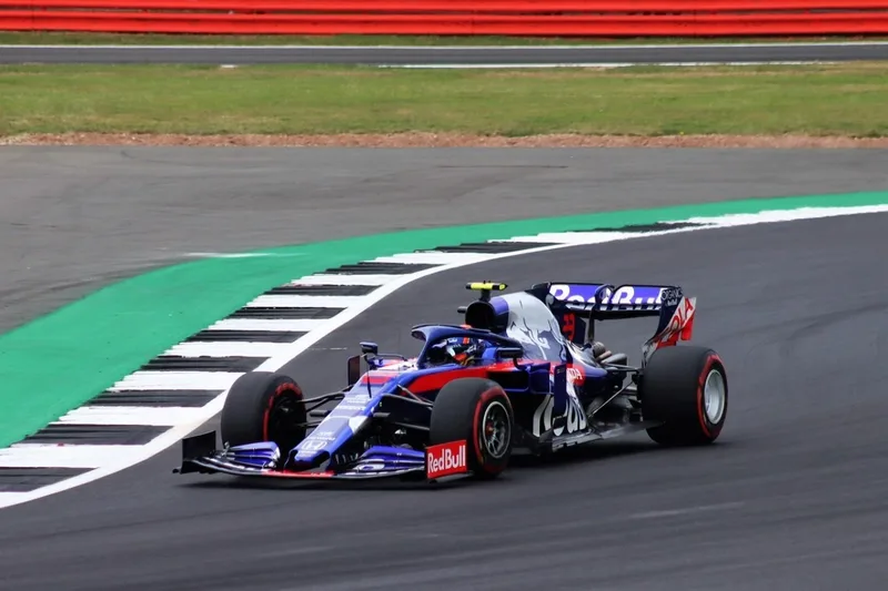 F1 racing in Singapore grand prix