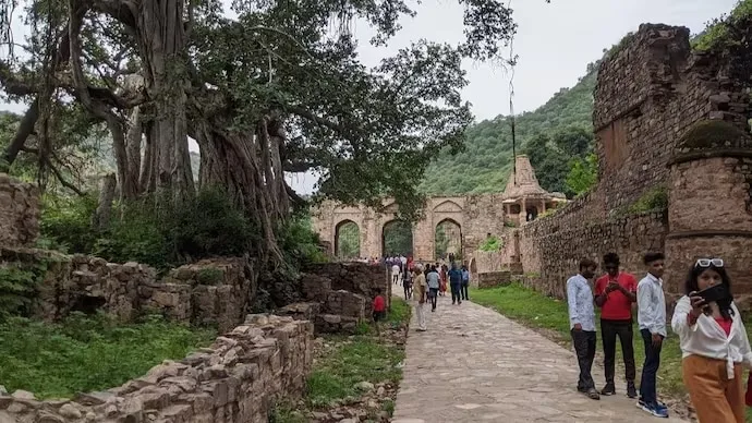 haunted travel