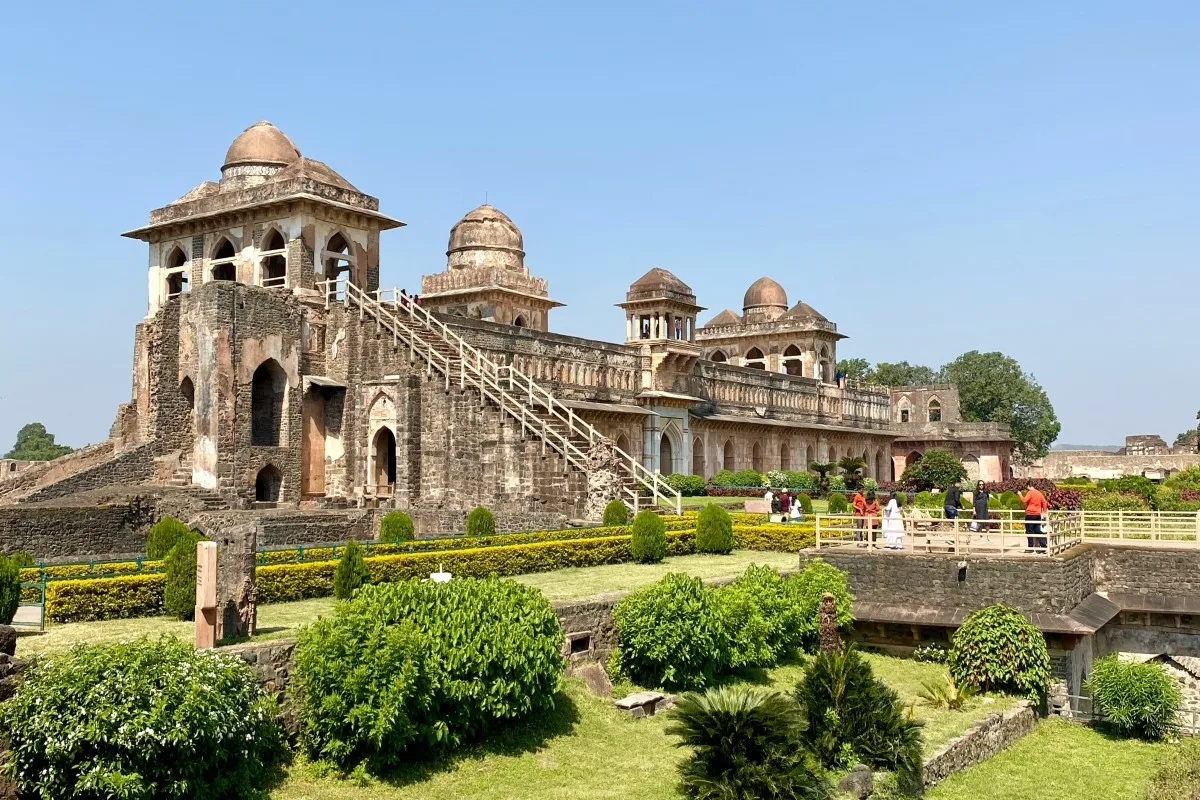 Jahaz Mahal view